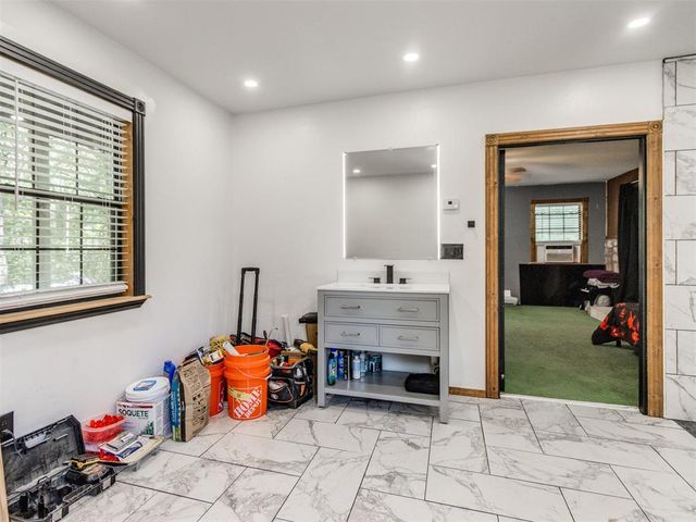 1075 Wildfire Drive, Norman, OK 73026