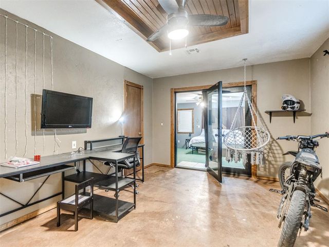 1075 Wildfire Drive, Norman, OK 73026