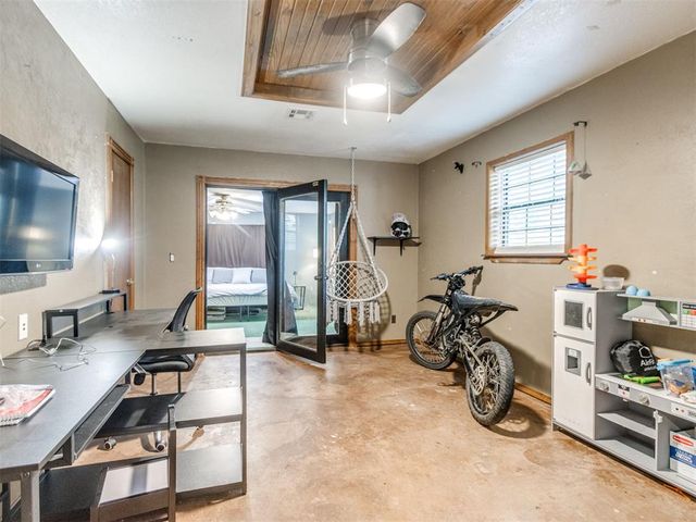 1075 Wildfire Drive, Norman, OK 73026