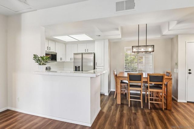 1950 Camino De La Reina 1319, San Diego, CA 92108