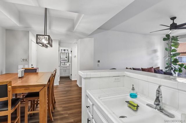 1950 Camino De La Reina 1319, San Diego, CA 92108