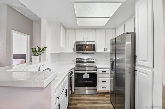 1950 Camino De La Reina 1319, San Diego, CA 92108