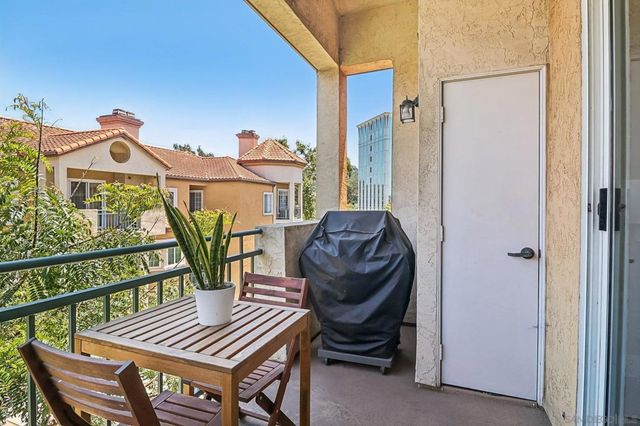 1950 Camino De La Reina 1319, San Diego, CA 92108