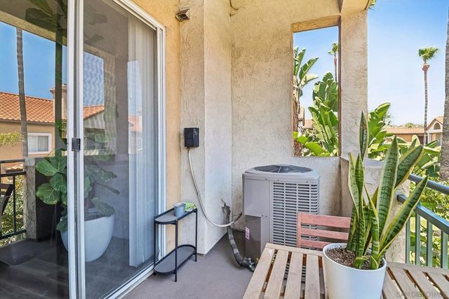 1950 Camino De La Reina 1319, San Diego, CA 92108