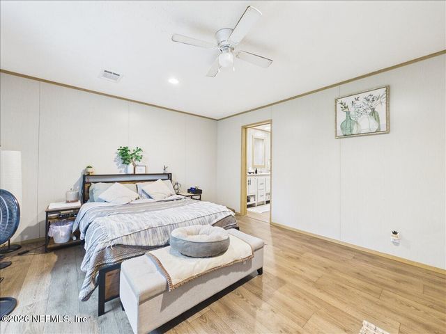 121 JANET Drive, Hollister, FL 32147