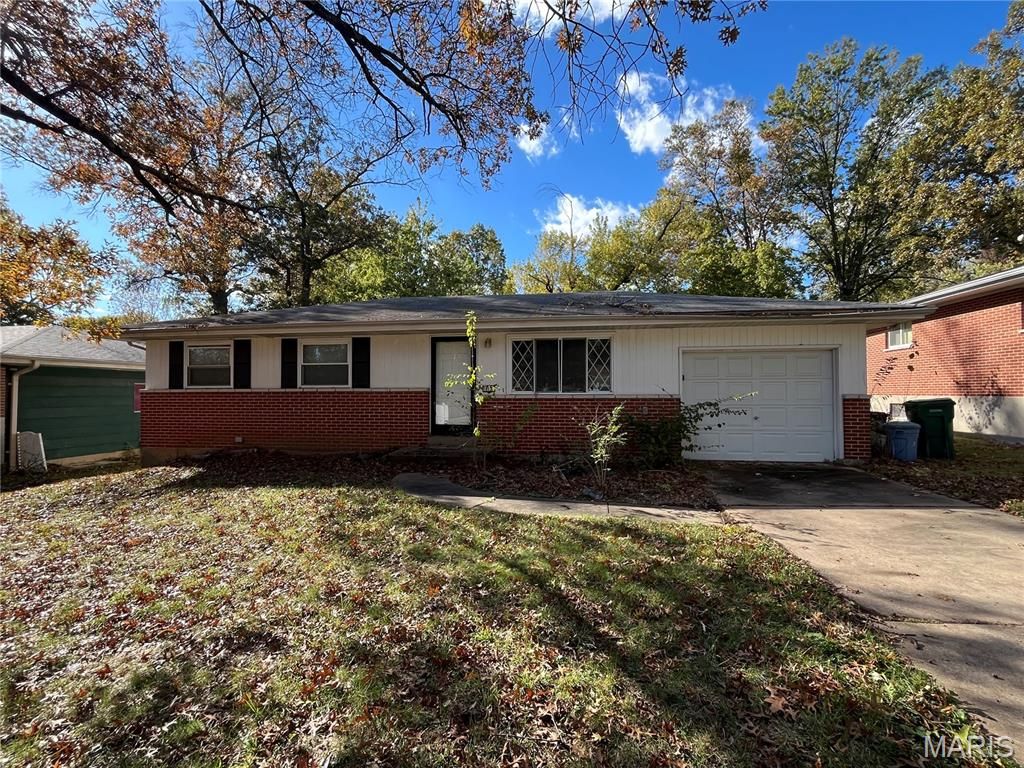 10133 Maraldo Place, St Louis, MO 63137