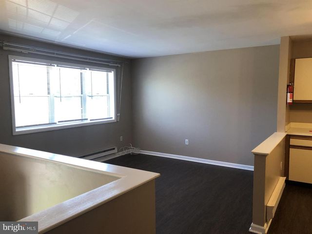 124 PICKWICK PL, Millersville, PA 17551