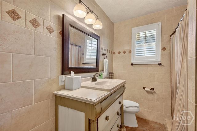 3207 Center Street, Thunderbolt, GA 31404