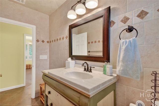 3207 Center Street, Thunderbolt, GA 31404