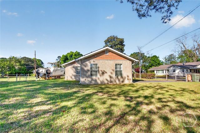 3207 Center Street, Thunderbolt, GA 31404