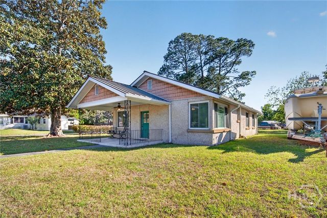 3207 Center Street, Thunderbolt, GA 31404