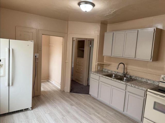 12144 N Washburn Street, Detroit City, MI 48204