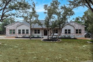 3760 Ridgeway Dr, San Antonio, TX 78259