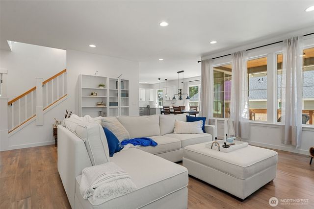 200 E Susan Lane, Union, WA 98592