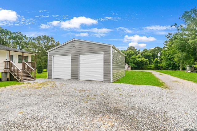 15394 Henderson Bayou Rd, Prairieville, LA 70769