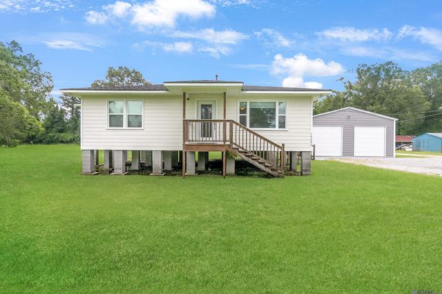15394 Henderson Bayou Rd, Prairieville, LA 70769