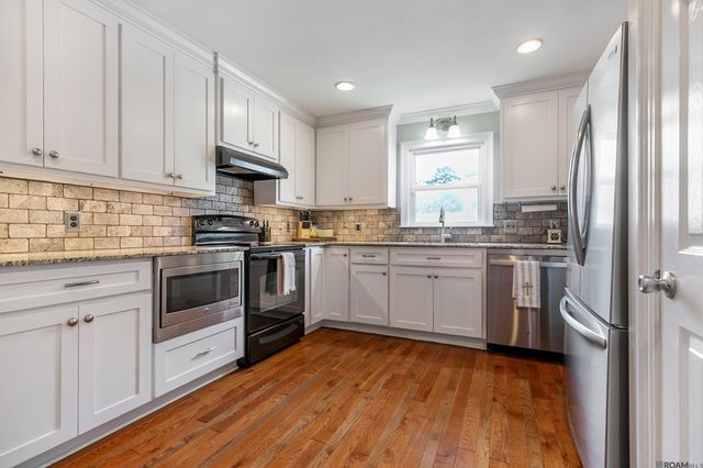 15394 Henderson Bayou Rd, Prairieville, LA 70769