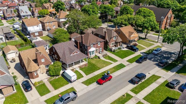 7620 Middlepointe Street, Dearborn, MI 48126
