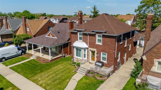 7620 Middlepointe Street, Dearborn, MI 48126