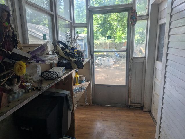1245 S Main, Wichita, KS 67213