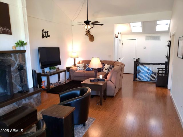 2753 N FAIRVIEW Drive, Flagstaff, AZ 86004