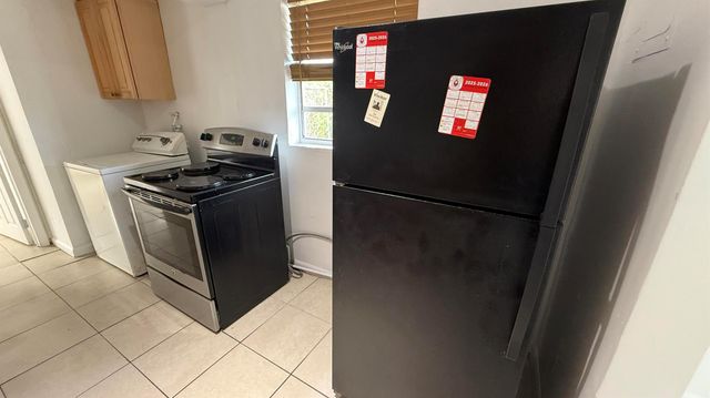 212 NW 8th Avenue, Delray Beach, FL 33444