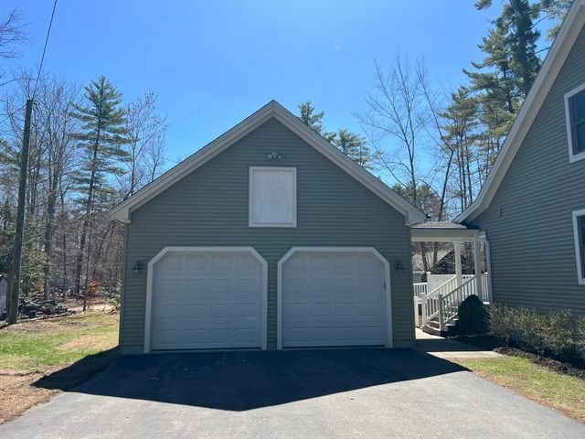 27 Saint James Avenue, Milton, NH 03851