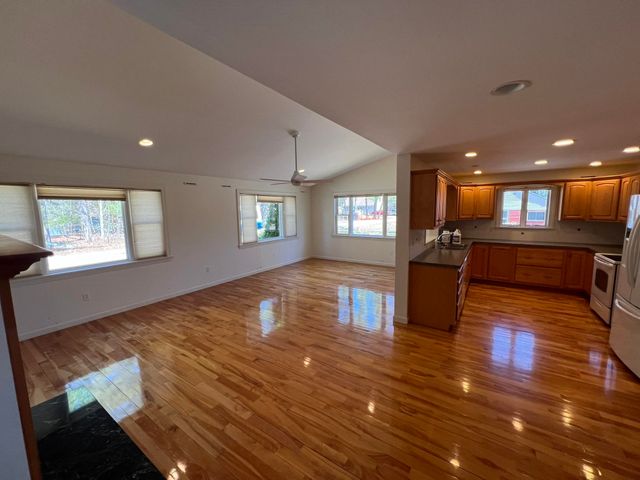 27 Saint James Avenue, Milton, NH 03851