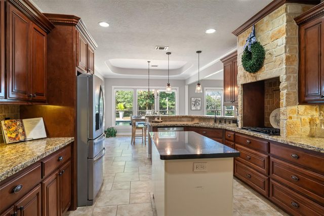 5112 E Settlers Bend, Montgomery, TX 77316