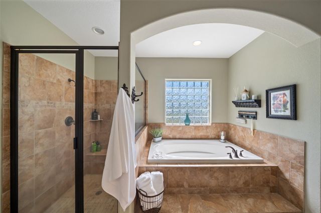 5112 E Settlers Bend, Montgomery, TX 77316