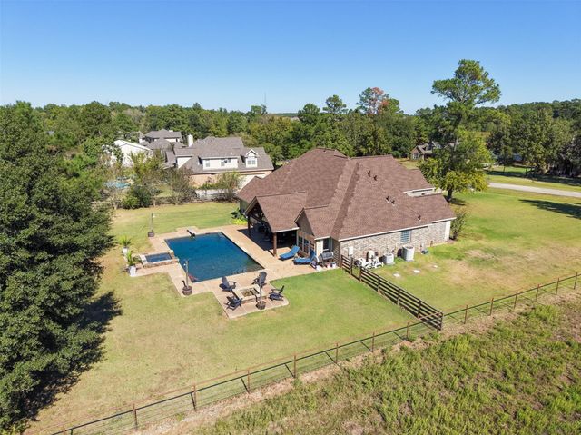 5112 E Settlers Bend, Montgomery, TX 77316