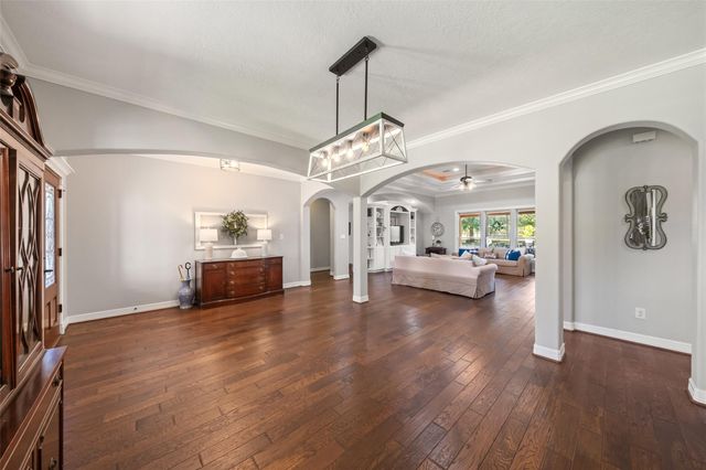 5112 E Settlers Bend, Montgomery, TX 77316