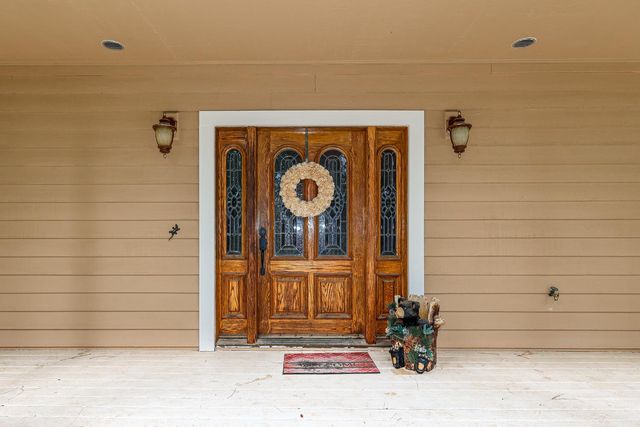 1870 Thunderbolt Trl, Arnold, CA 95223