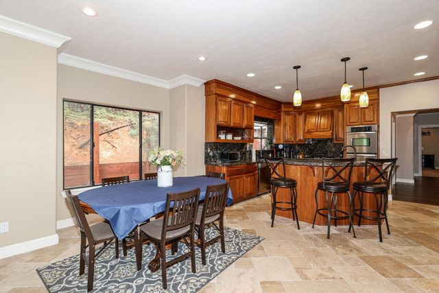 1870 Thunderbolt Trl, Arnold, CA 95223