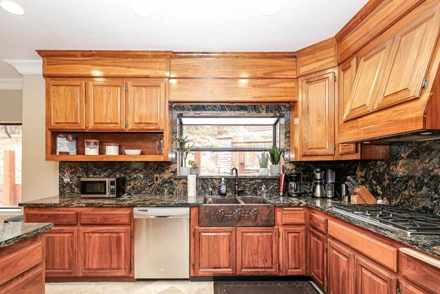 1870 Thunderbolt Trl, Arnold, CA 95223