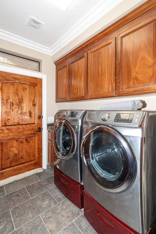 1870 Thunderbolt Trl, Arnold, CA 95223