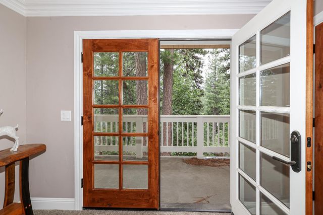 1870 Thunderbolt Trl, Arnold, CA 95223