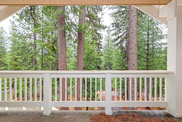 1870 Thunderbolt Trl, Arnold, CA 95223