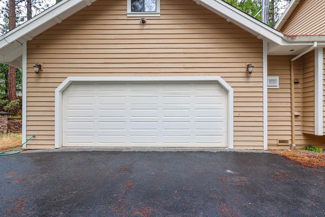 1870 Thunderbolt Trl, Arnold, CA 95223