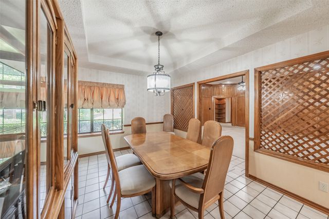 2520 Pecan Grove Court, Irving, TX 75060