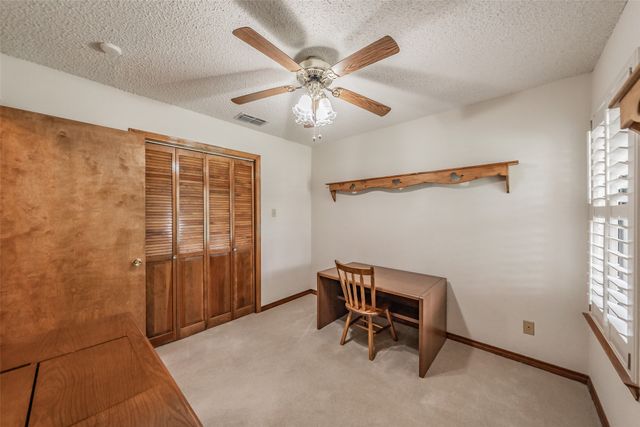 2520 Pecan Grove Court, Irving, TX 75060