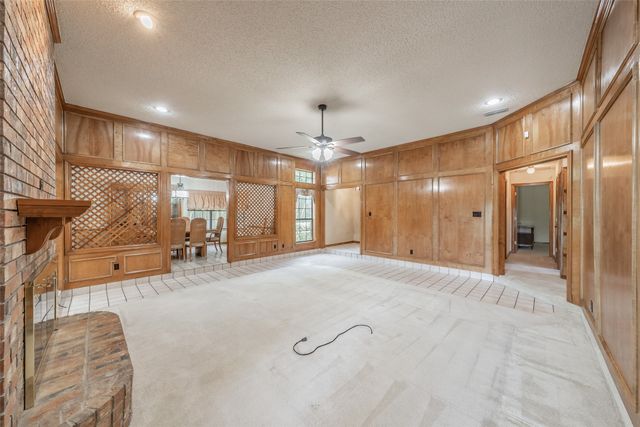 2520 Pecan Grove Court, Irving, TX 75060
