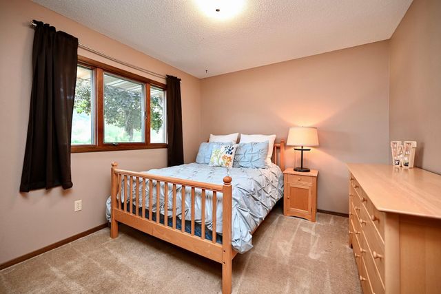 4120 Service Drive, Goodview, MN 55987