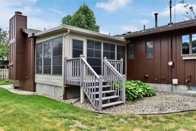 4120 Service Drive, Goodview, MN 55987