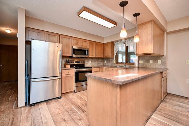 4120 Service Drive, Goodview, MN 55987