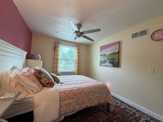 655 Falls Place, Reynoldsburg, OH 43068