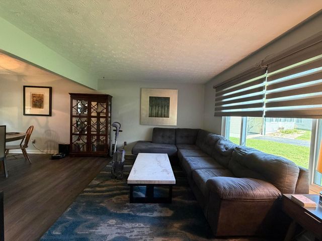 655 Falls Place, Reynoldsburg, OH 43068