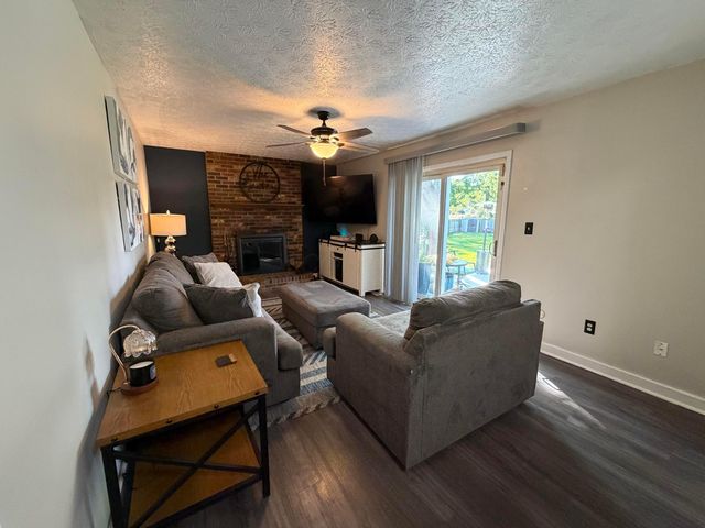 655 Falls Place, Reynoldsburg, OH 43068