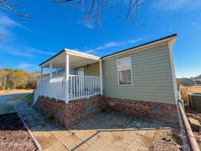 1552 Lancaster Road, Pikeville, NC 27863