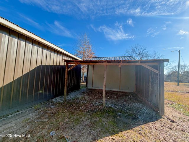 1552 Lancaster Road, Pikeville, NC 27863